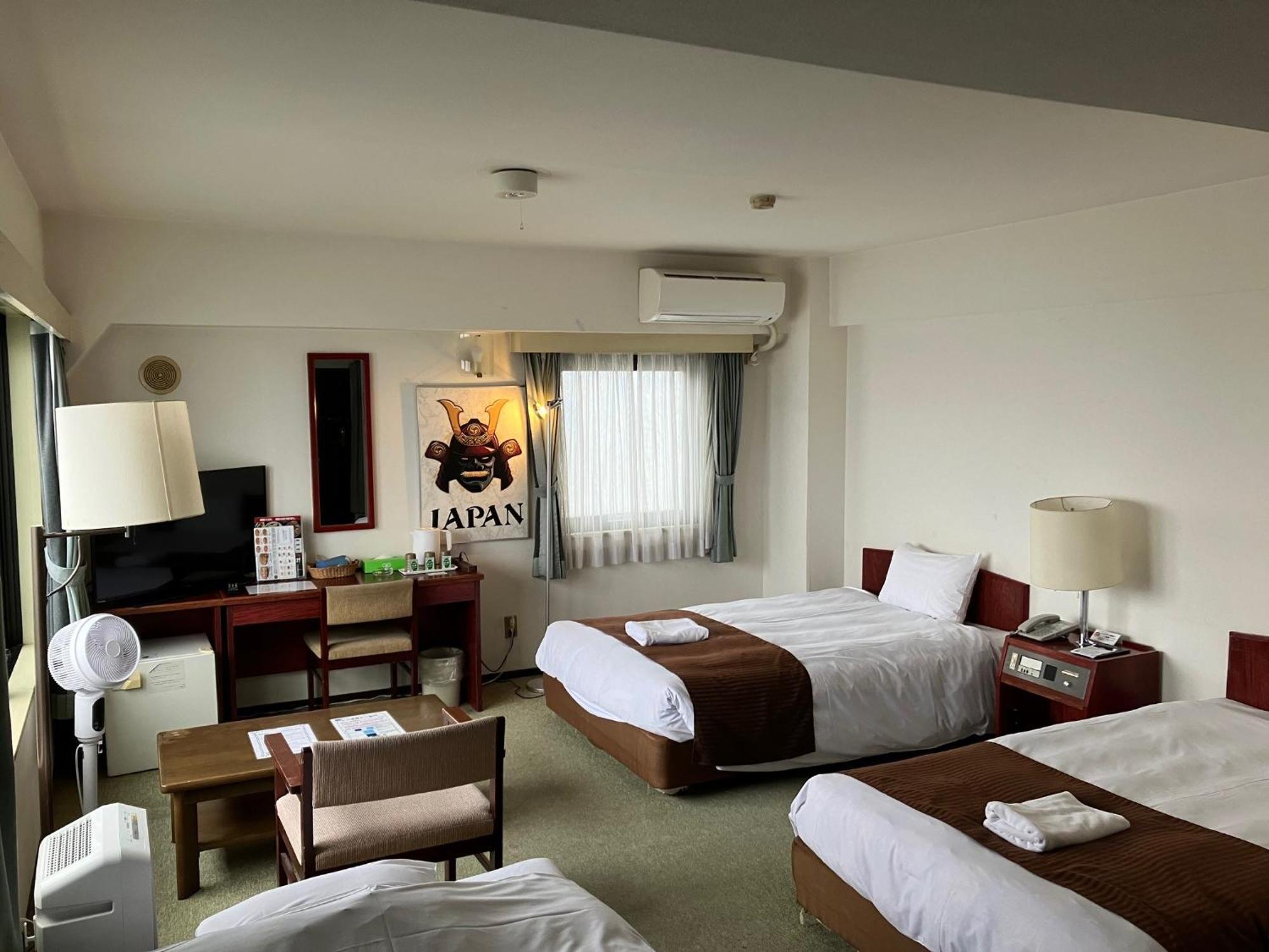 Sky Heart Hotel Koiwa Токио Екстериор снимка