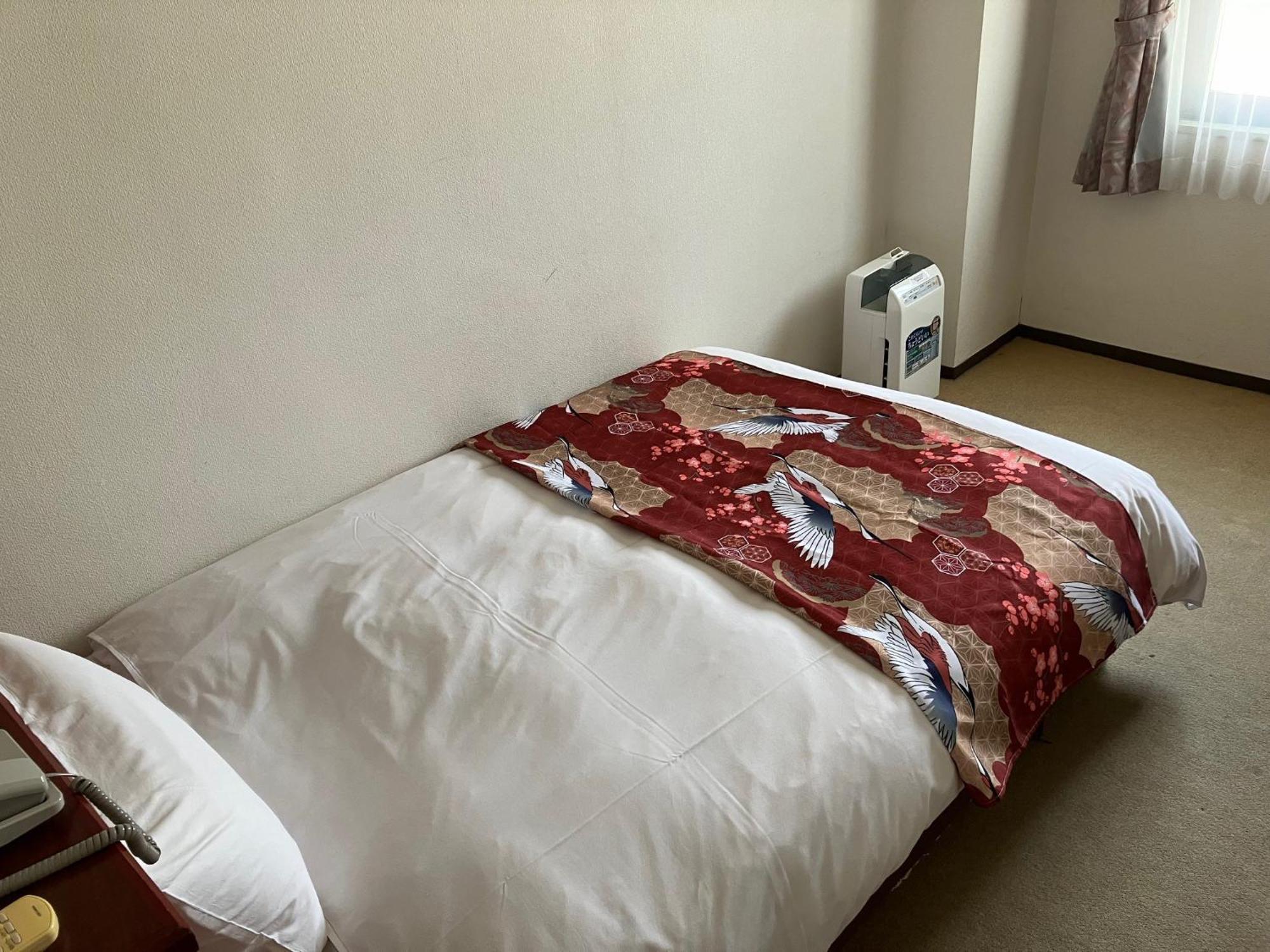 Sky Heart Hotel Koiwa Токио Екстериор снимка
