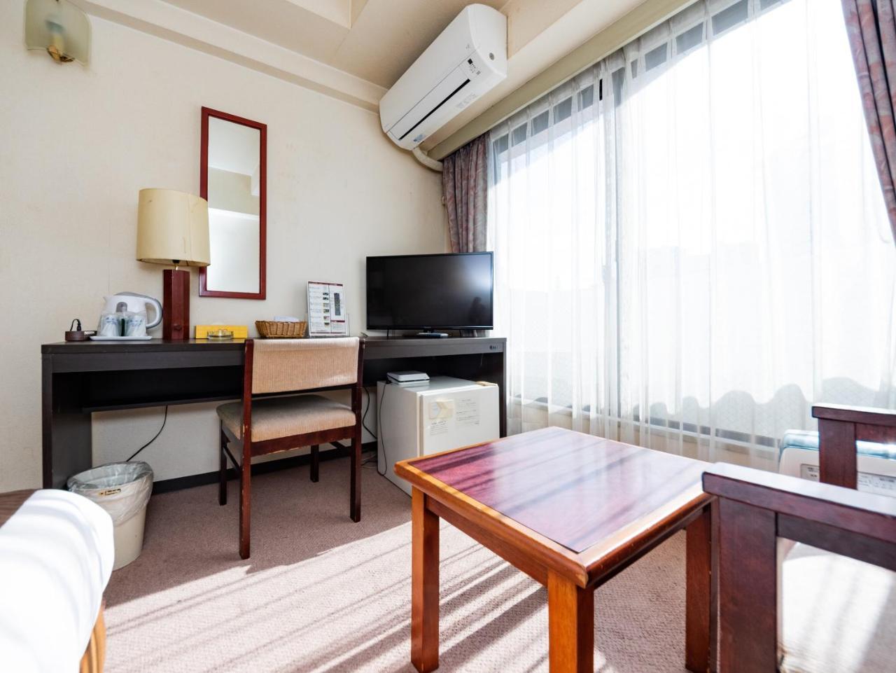 Sky Heart Hotel Koiwa Токио Екстериор снимка